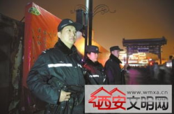 警方部署处突车组,警方部署处突车组全天候巡逻守护